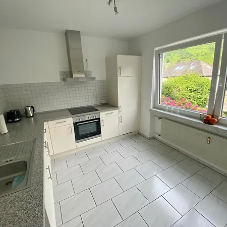 Neu: Ferienwohnung Zum Nussbaum - Landhausstil & Moseltalblick Трабен-Трарбах Экстерьер фото