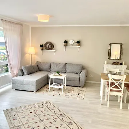 Neu: Ferienwohnung Zum Nussbaum - Landhausstil & Moseltalblick Трабен-Трарбах Экстерьер фото